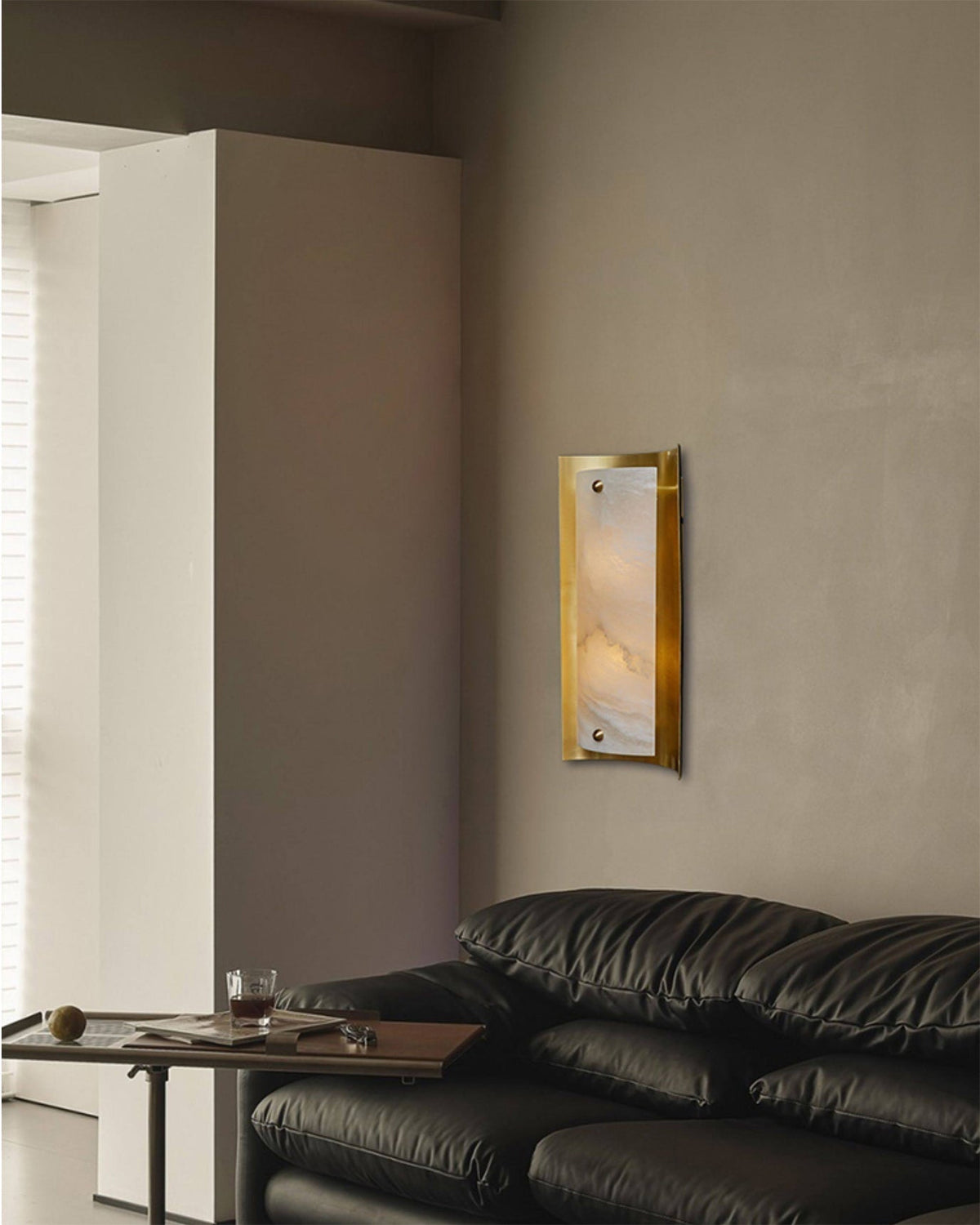 Side profile of the Osman Alabaster Wall Lamp.