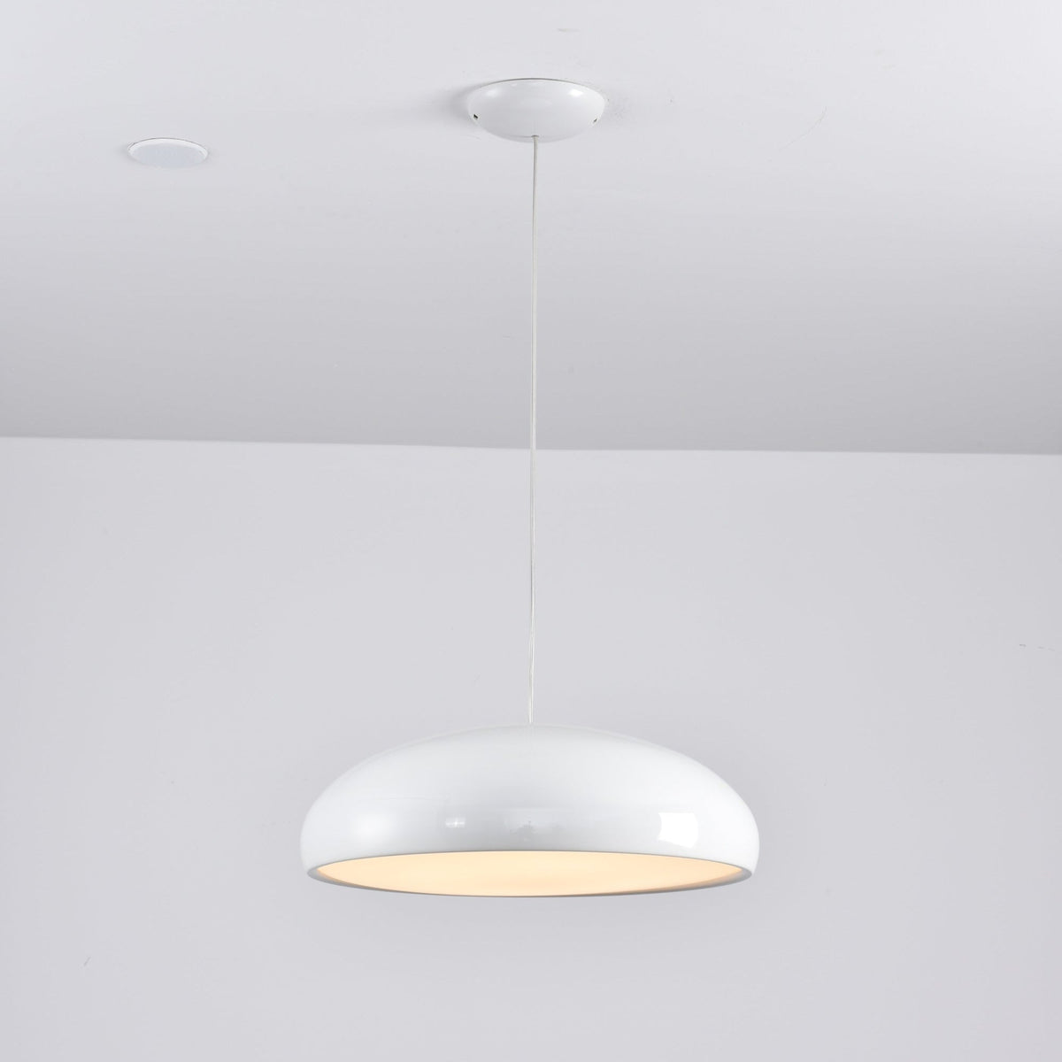 Calynda Suspension Minimaliste