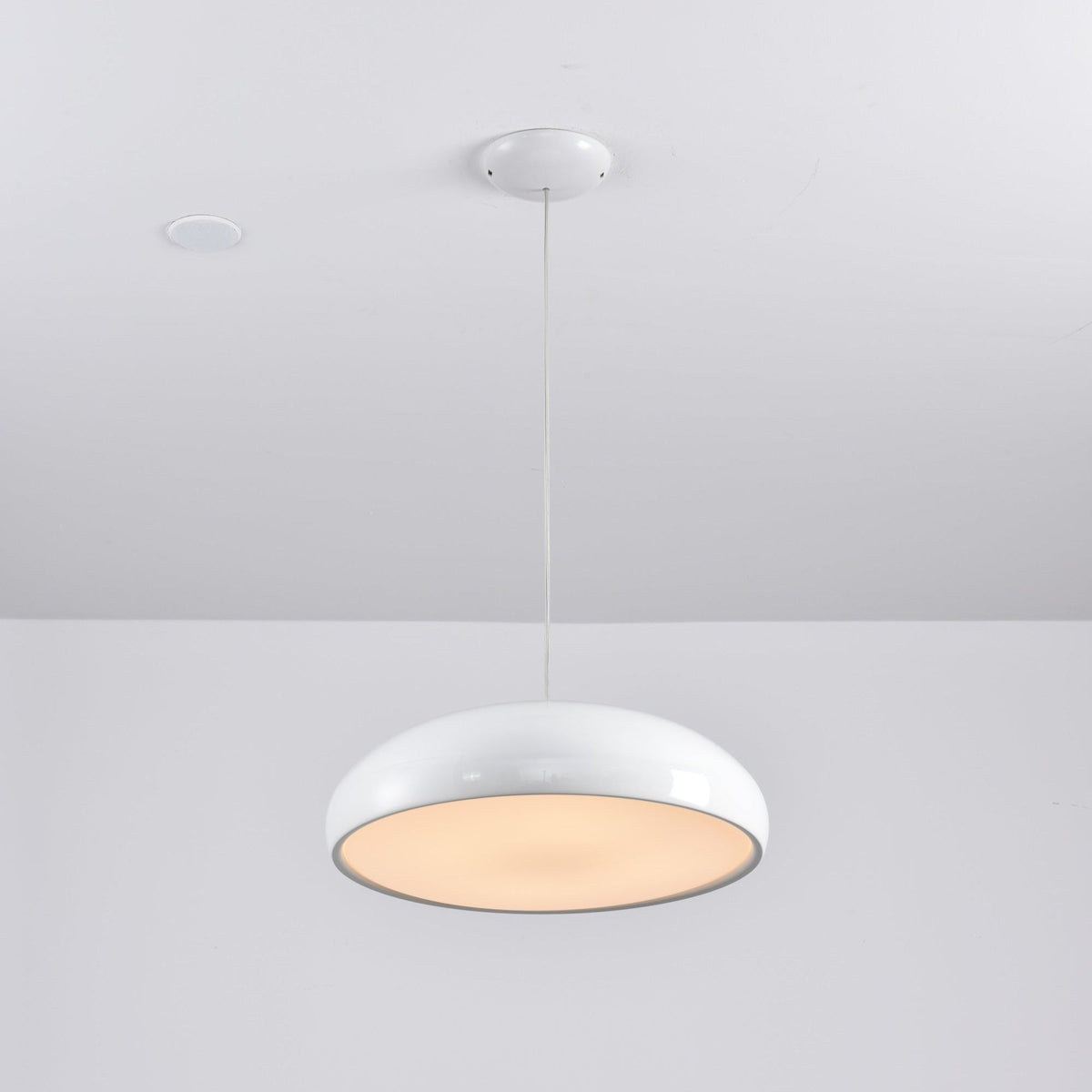Calynda Suspension Minimaliste