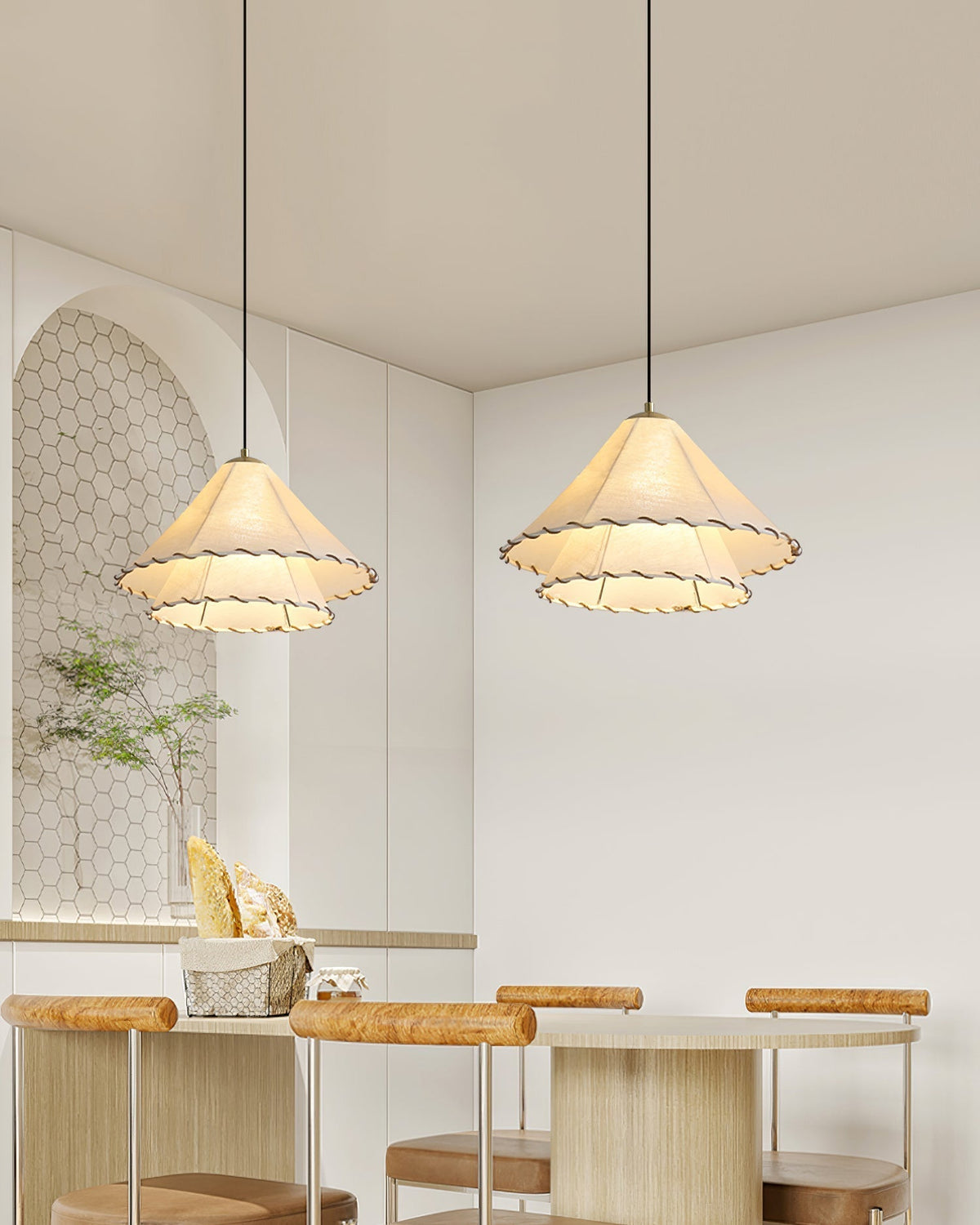 Avenalise Suspension
