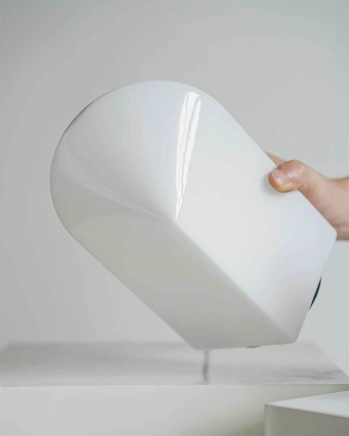 Avenuira Lampe de Table