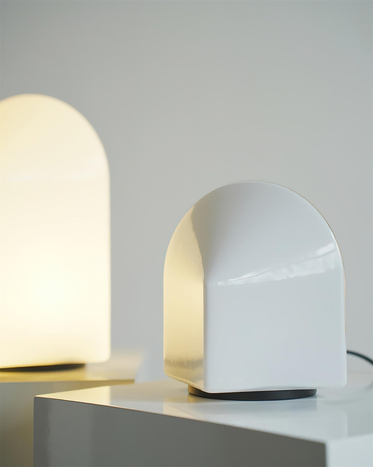 Avenuira Lampe de Table