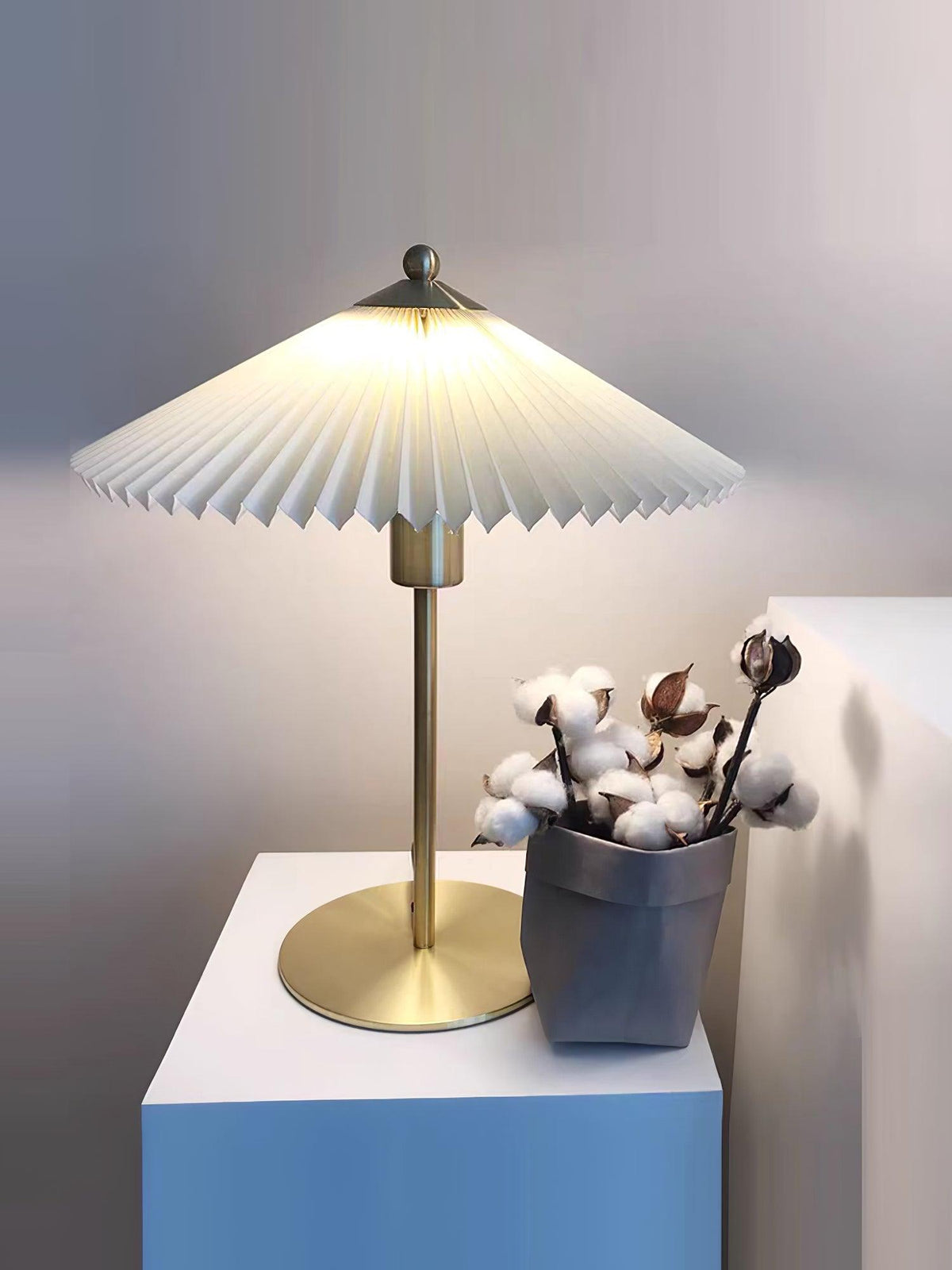 Camirir Lampe de Table à Abat-Jour Plissé