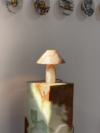 Pillar Lampe de Table en Pierre
