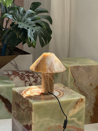 Pillar Lampe de Table en Pierre