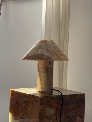 Pillar Lampe de Table en Pierre