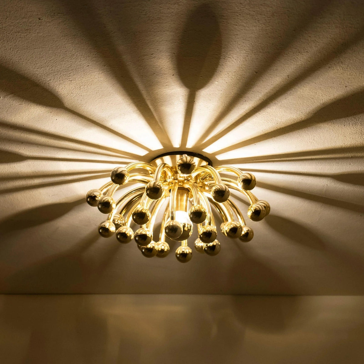 Pistillino Wall Light-Neutral Decor