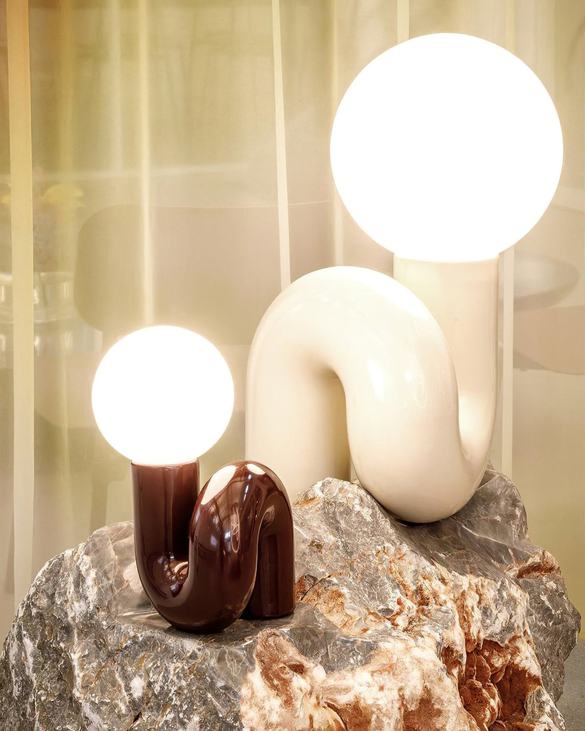 Soreeon Lampe de Table Forme N Ludique Tout Blanc