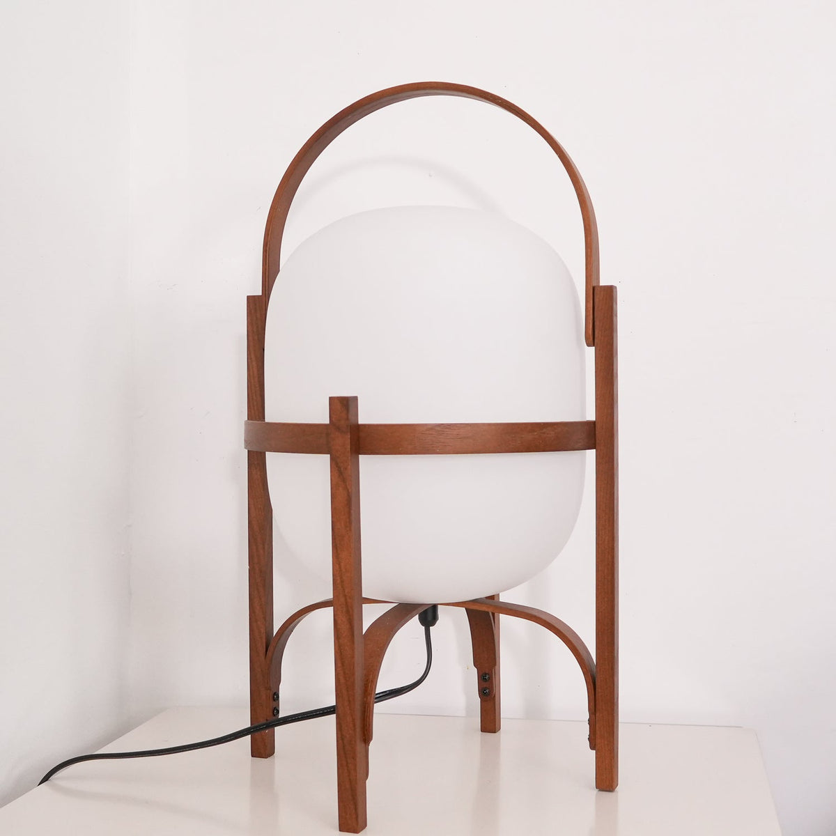Lethra Lampe de Table en Bois Et Verre