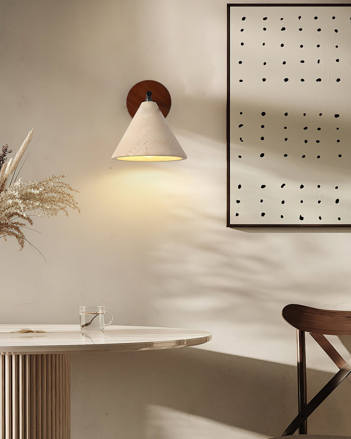 Diagram showing the dimensions of the Possio Wall Light.
