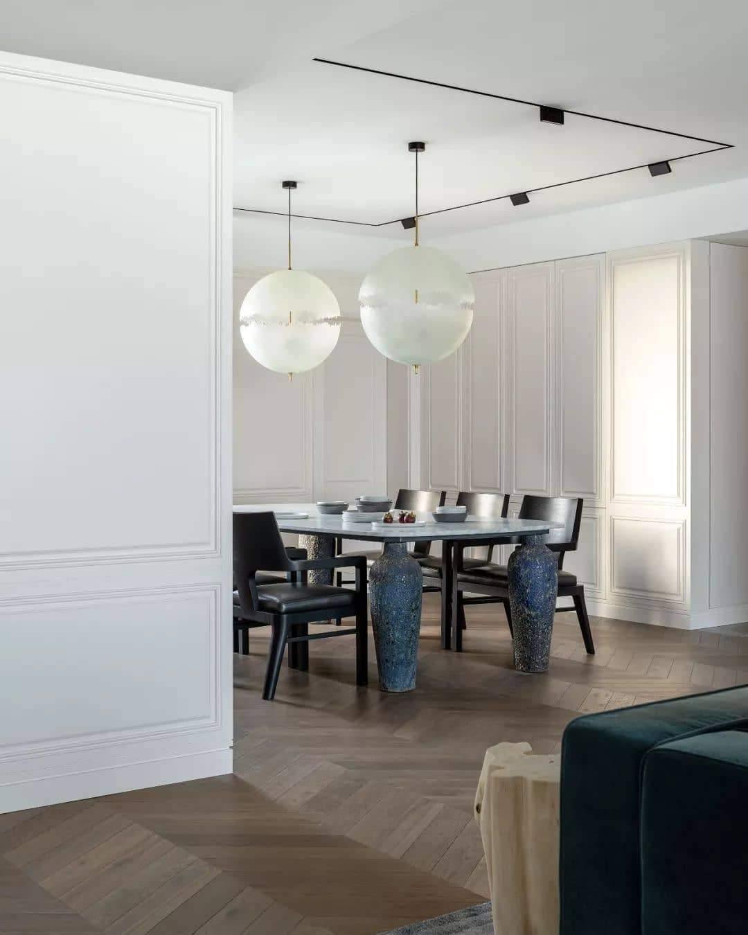 Bravura Suspension Futuriste