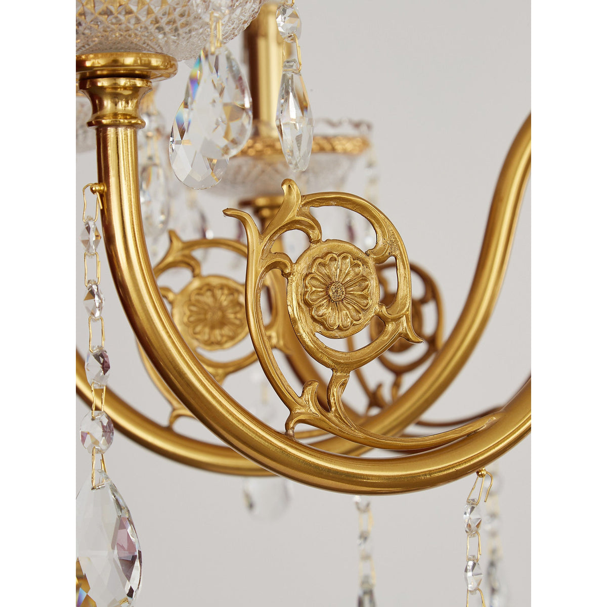 Tarrowick Astoria Lustre