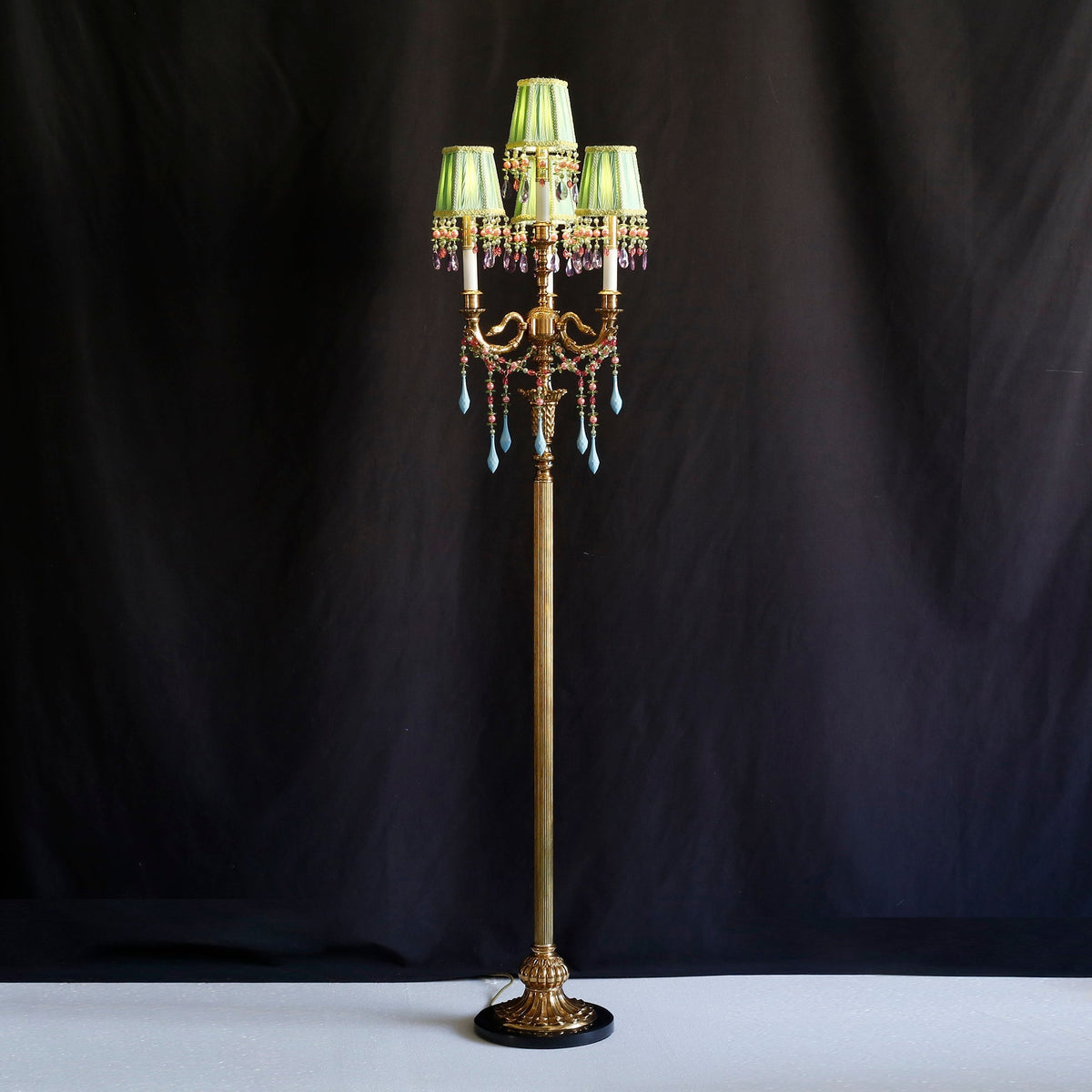 Veleia Lampadaire à Plis
