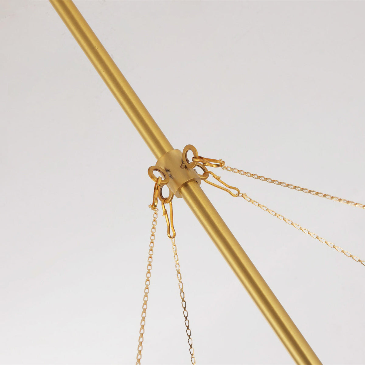 Eirinissa Lustre en Verre Équilibré