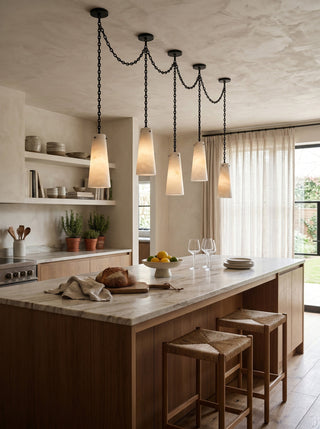 Avenaiel Lustre