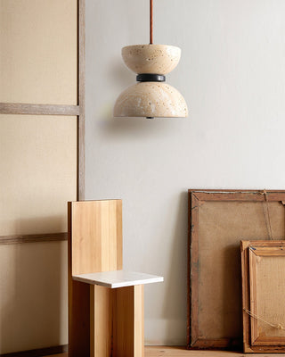 Tersus Suspension Hourglass en Travertin