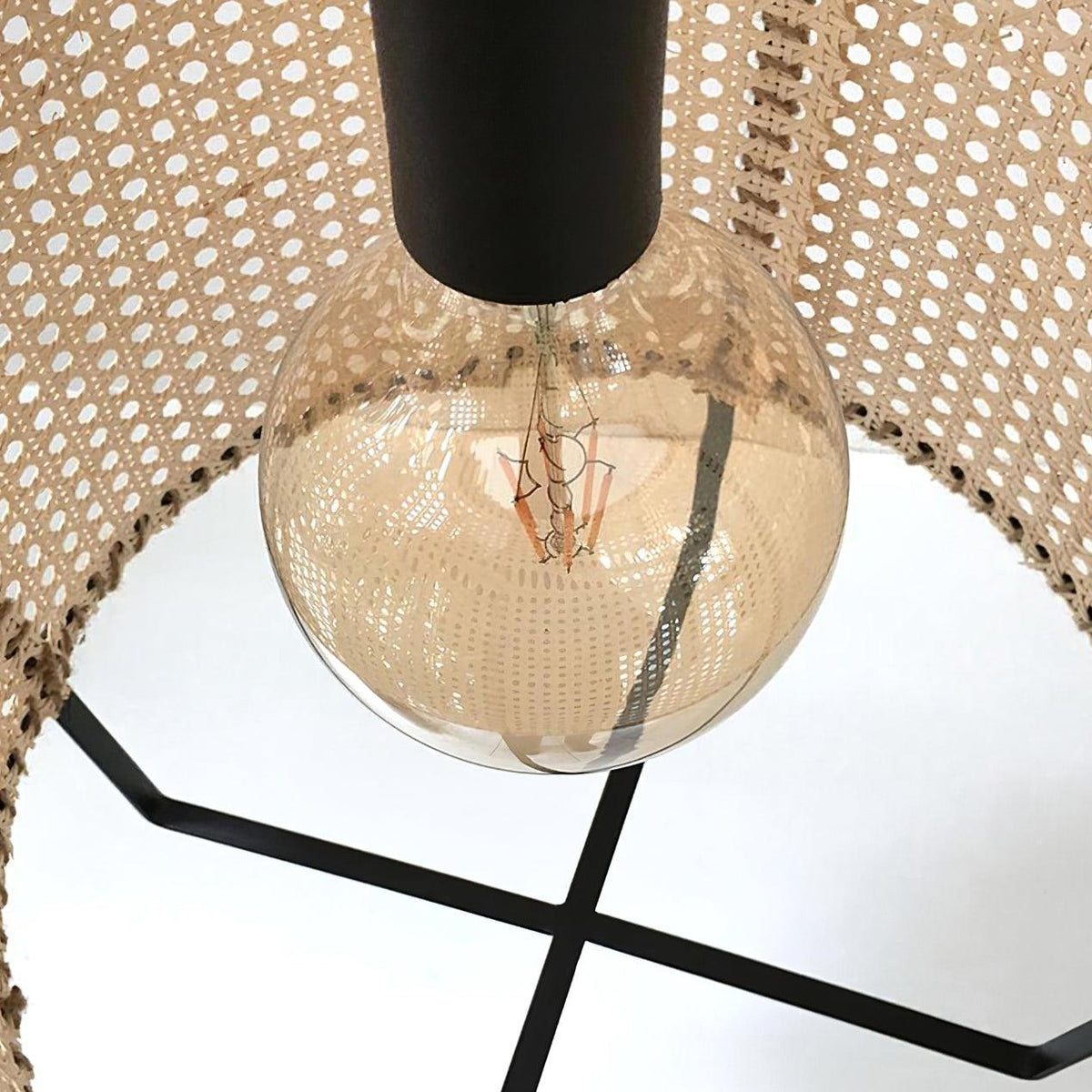Bellia Suspension