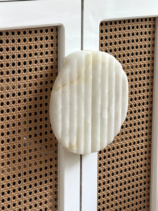 Ravina Ripple Pull Handle-Neutral Decor