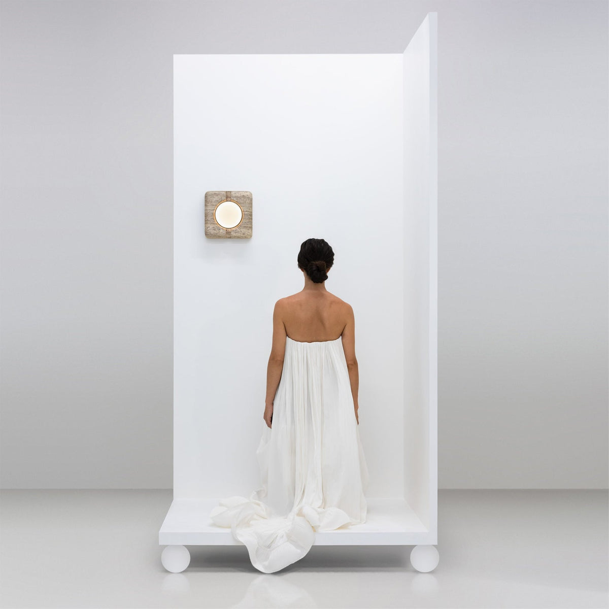 Rectilinear Radiance Wall Lamp-Neutral Decor