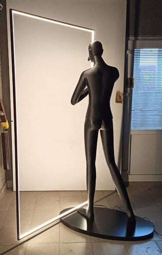 Onoryra Lampadaire Sculptural en Miroir Noir