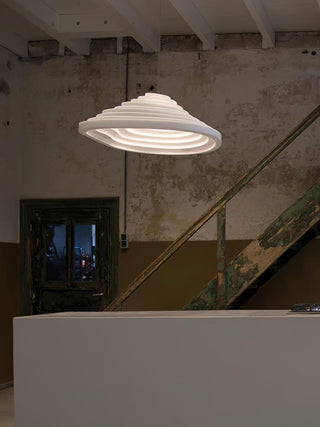Molten Suspension en Plastique d'Art Nordique Field