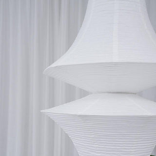 Faye Suspension Sculpturale Verticale en Papier