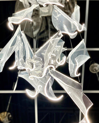 Lustra Lustre Acrylic LED Abstract Floating