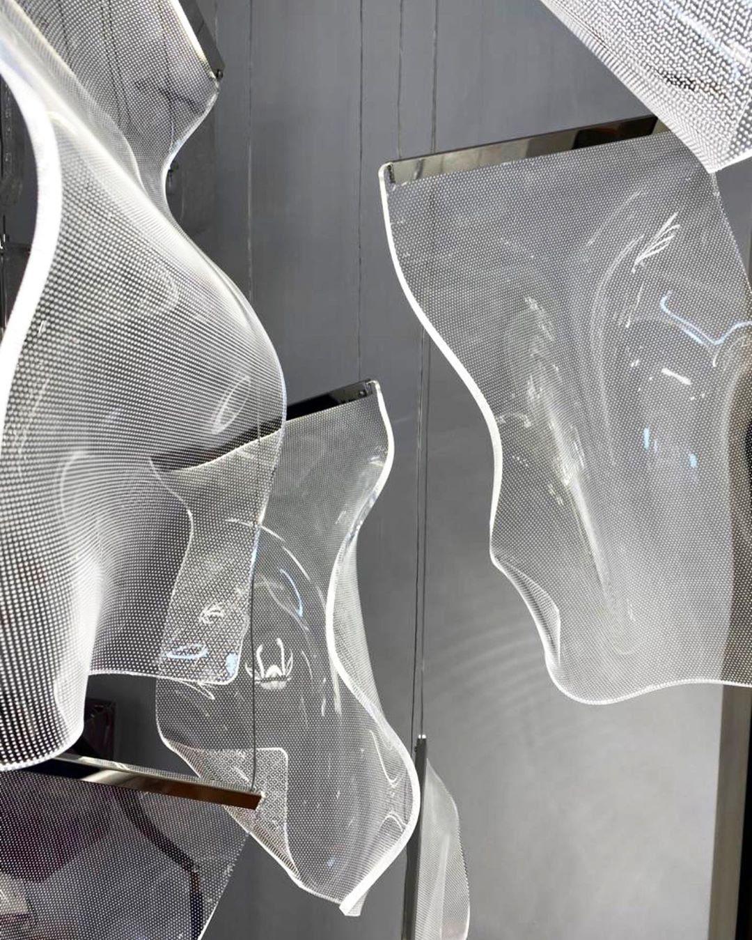 Lucora Lustre Acrylic LED Abstract Floating