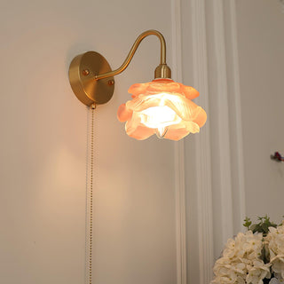 Cove Applique Murale Nordique en Laiton et Verre Rose