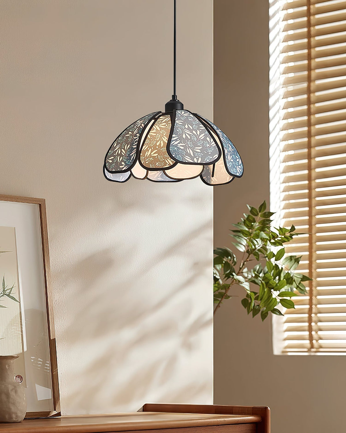 Lumerena Suspension