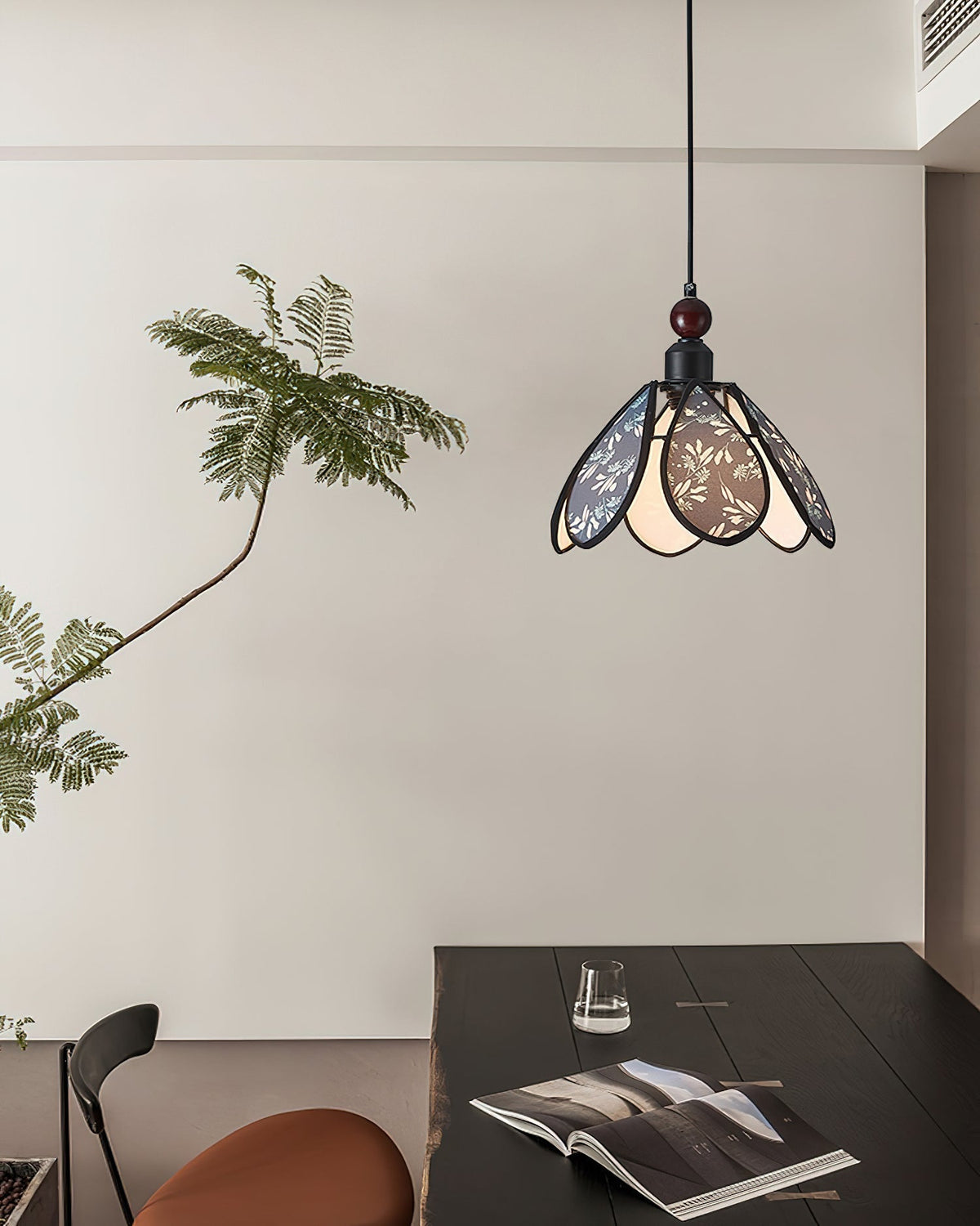 Lumerena Suspension