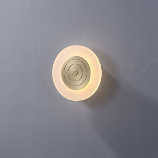 Patricia Lampe Murale Ronde Lune Élégante en Laiton