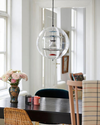 Caleca Suspension Futuriste-Luire