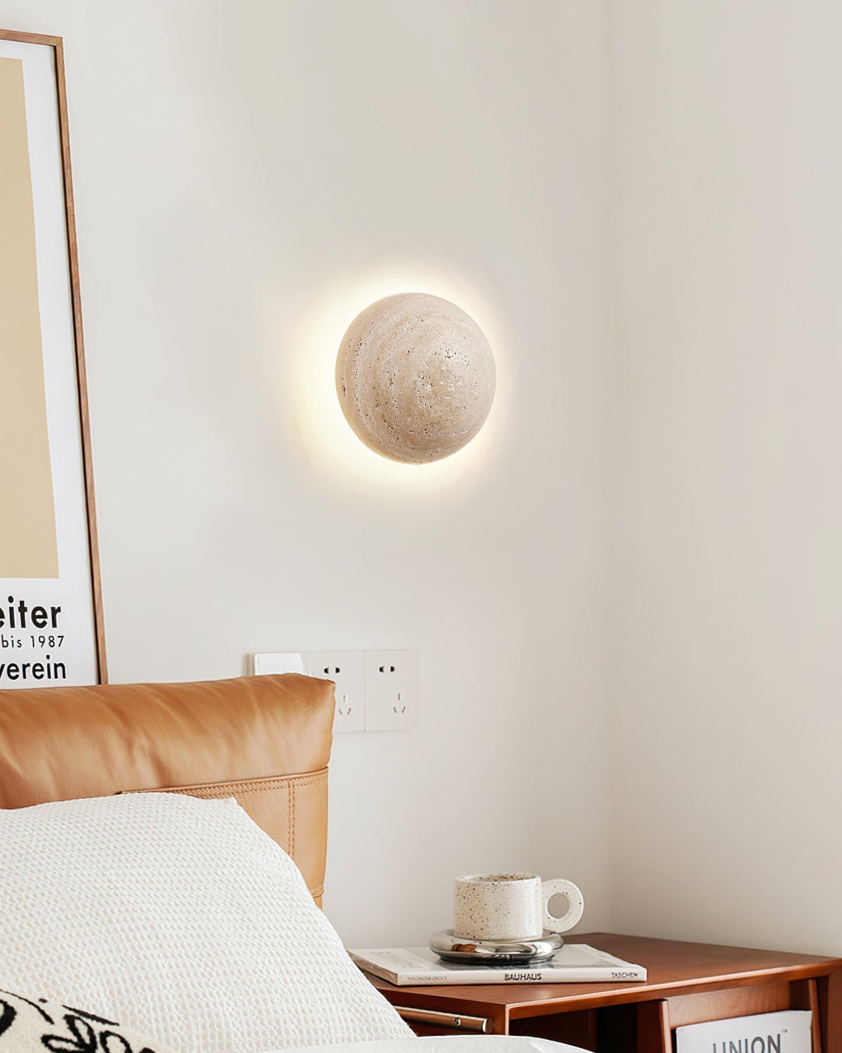 Ritta Round Travertine Wall Lamp-Neutral Decor