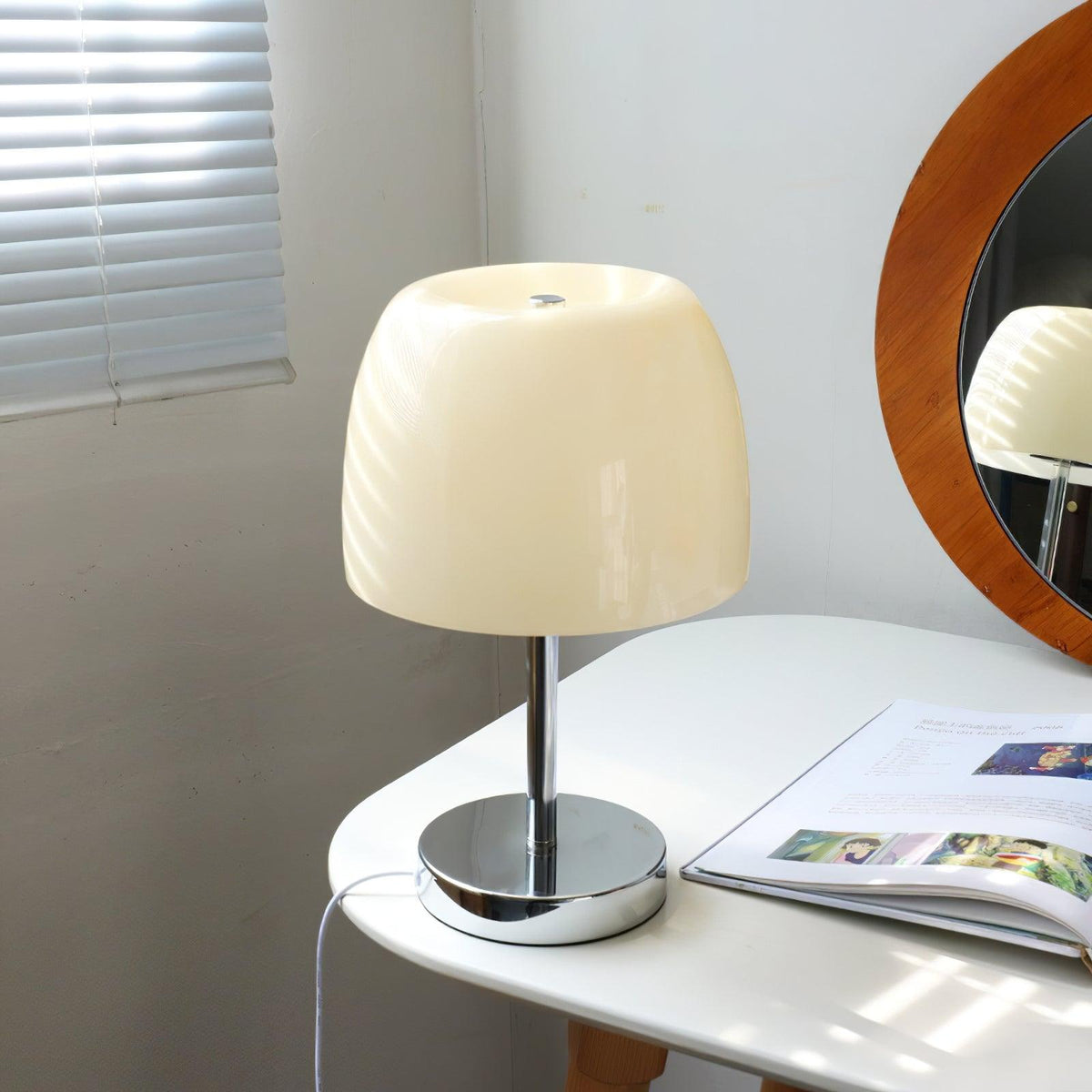 Mirinira Lampe de Table