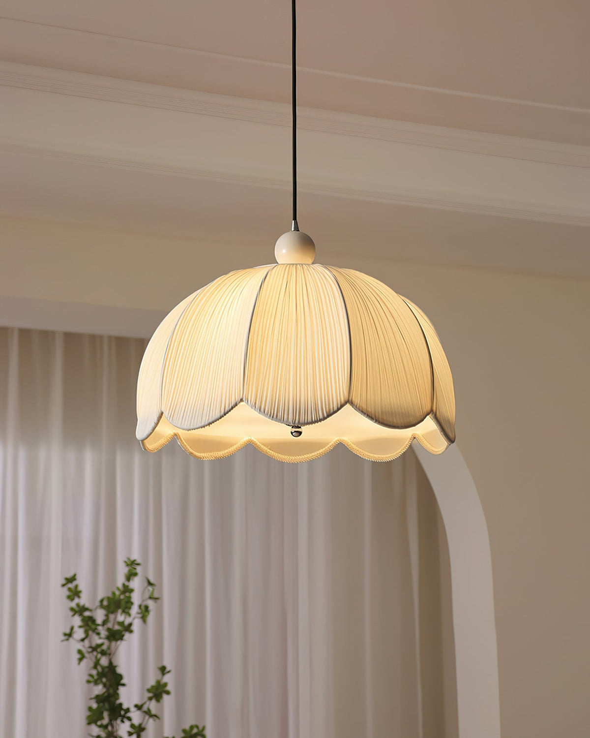 Oreliena Suspension