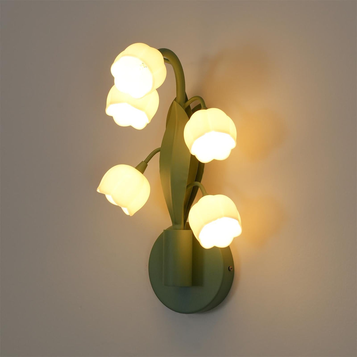 Lily Wall Lamp-Neutral Decor