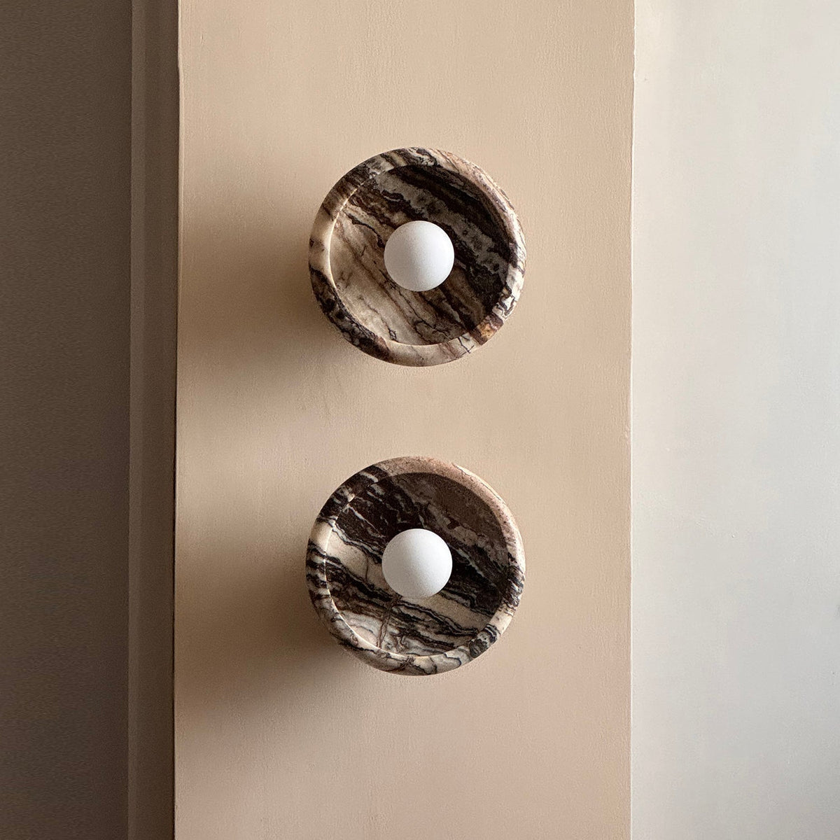 Onvix Natural Onyx Wall Light-Neutral Decor