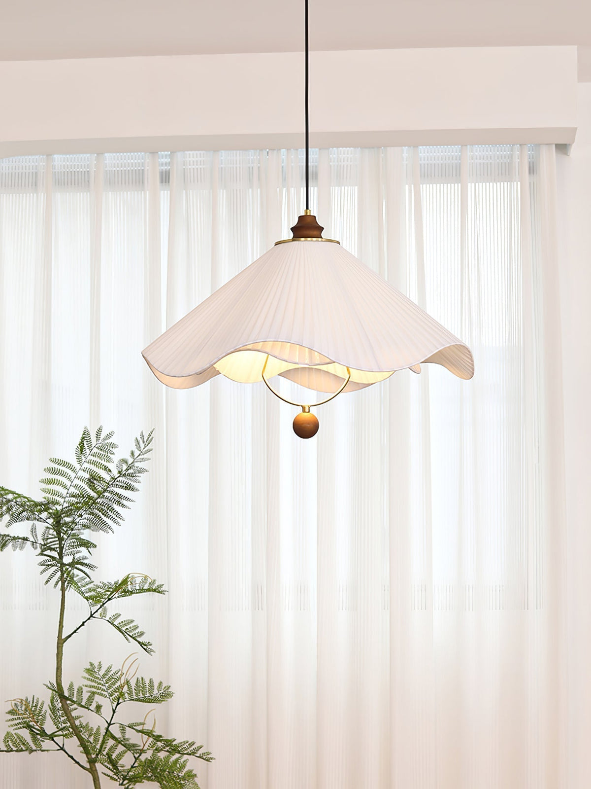 Amelie Suspension Moderne