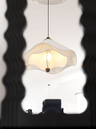 Amelie Suspension Moderne