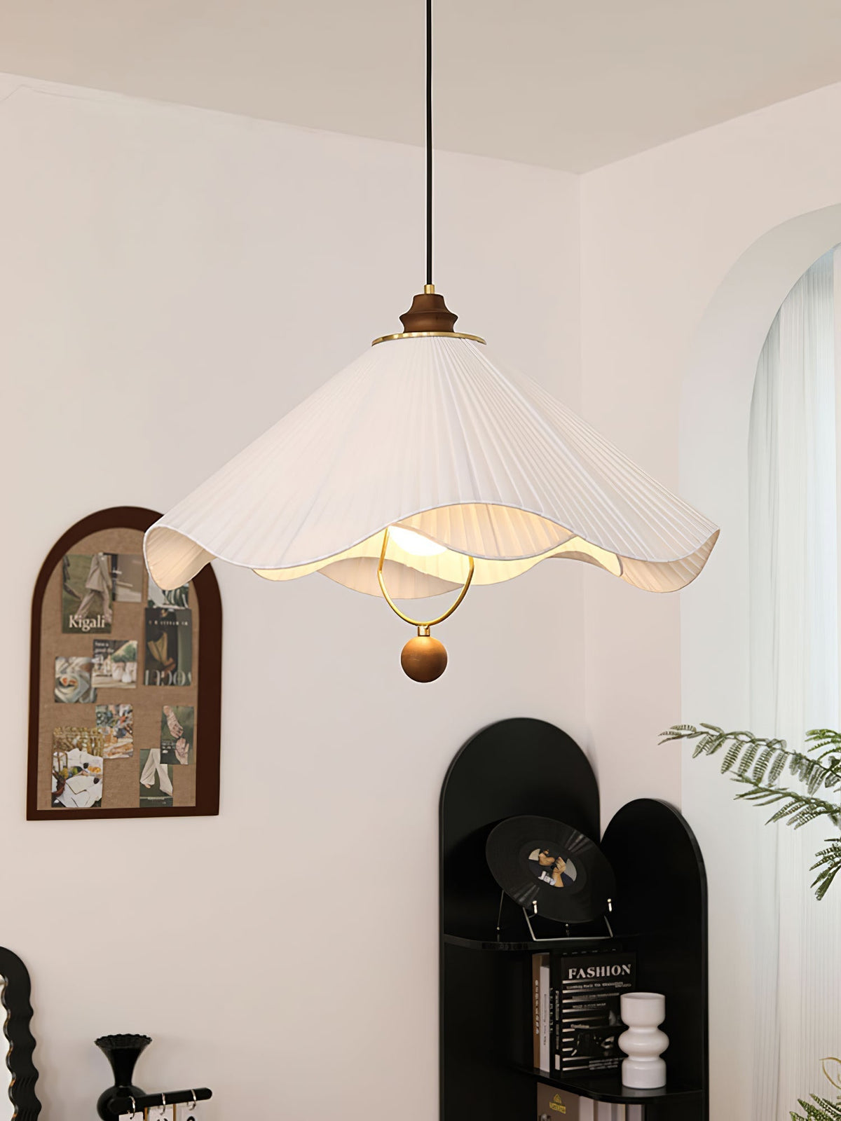 Amelie Suspension Moderne