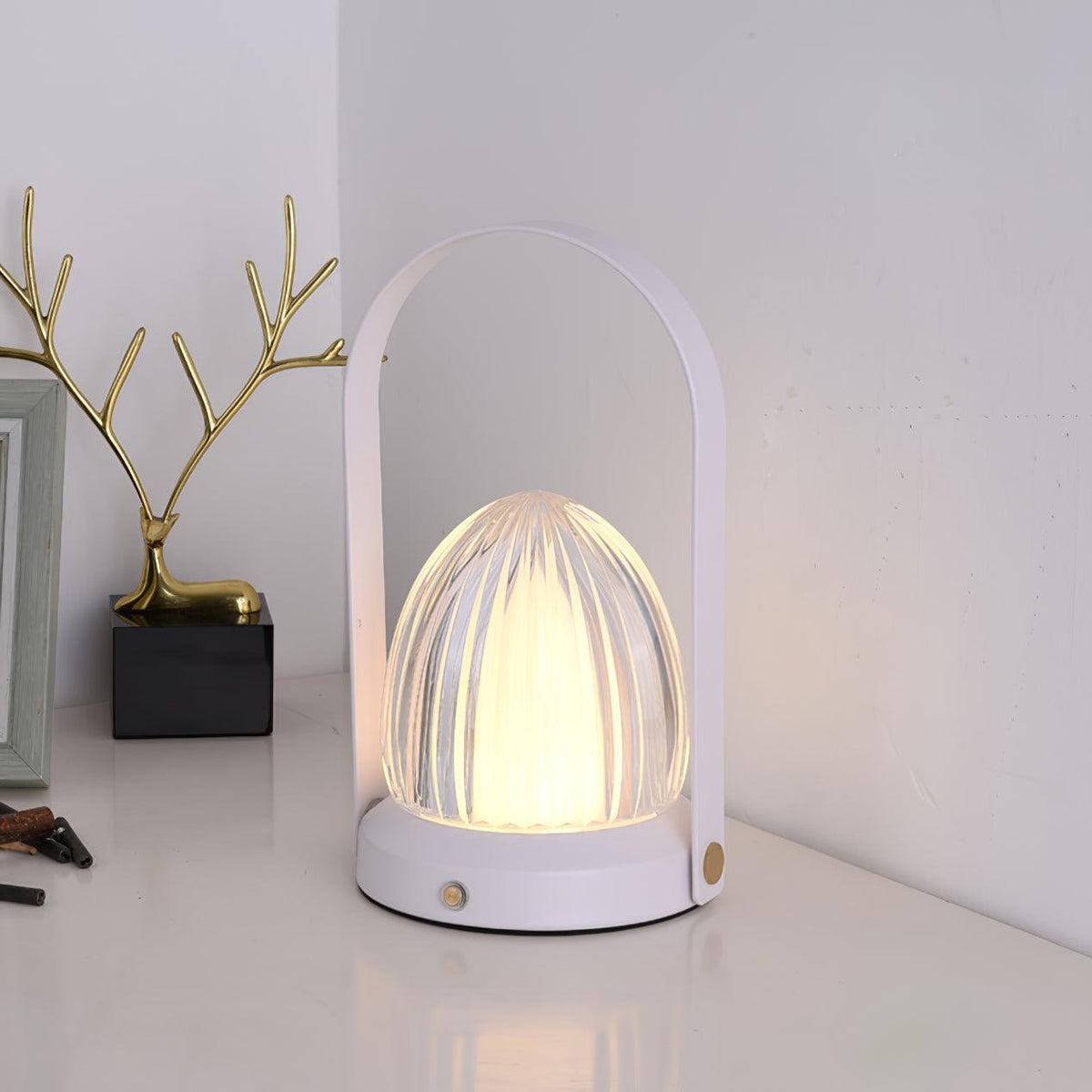 Glow Modern Iron Table Lamp-Neutral Decor