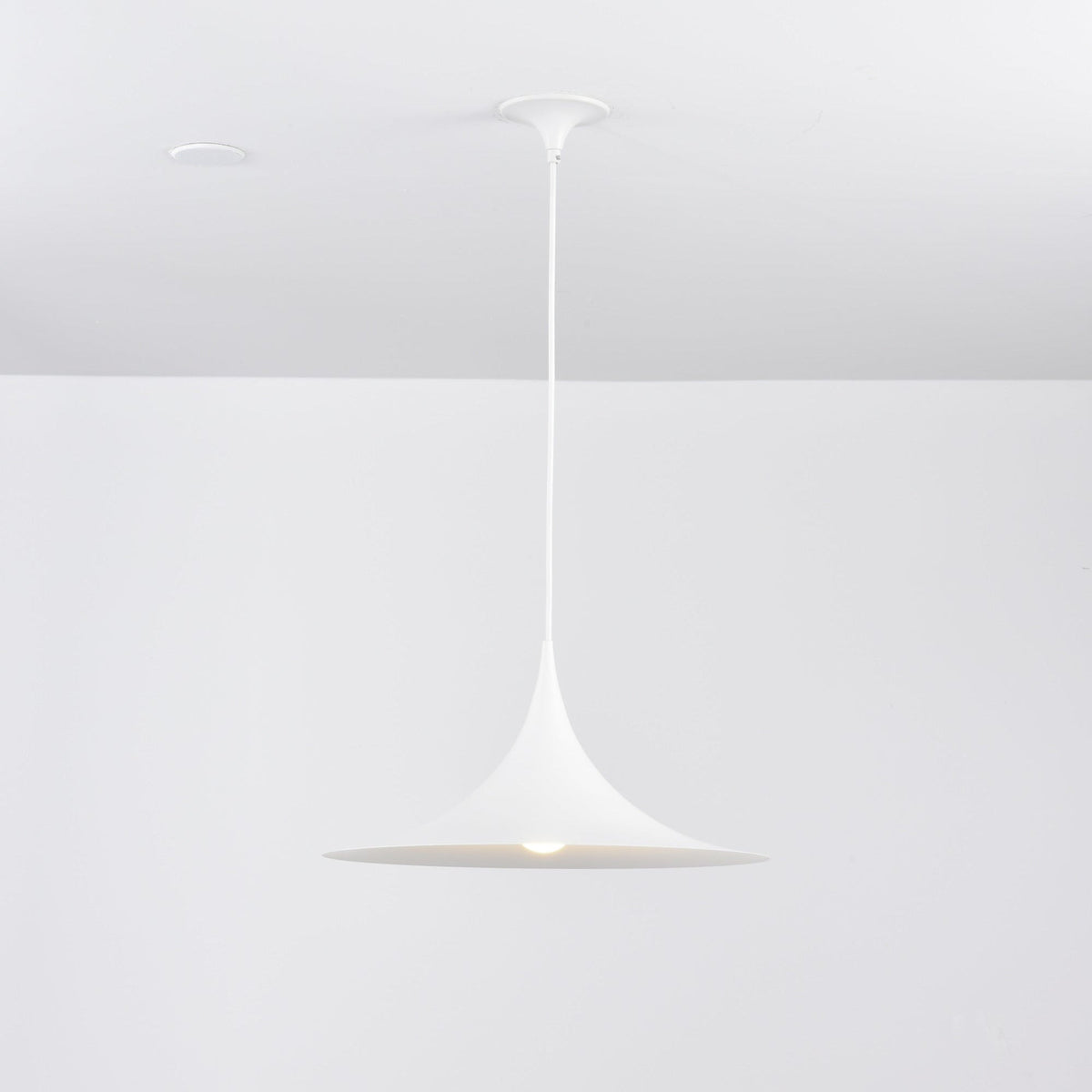 Althiran Suspension Acier Sculpturale