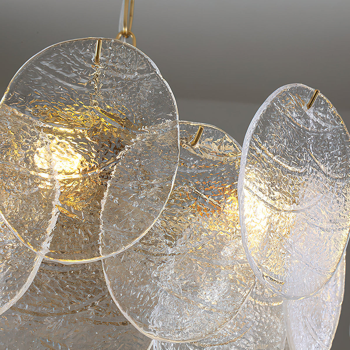 Side profile of the multi-layered ring of glass discs.