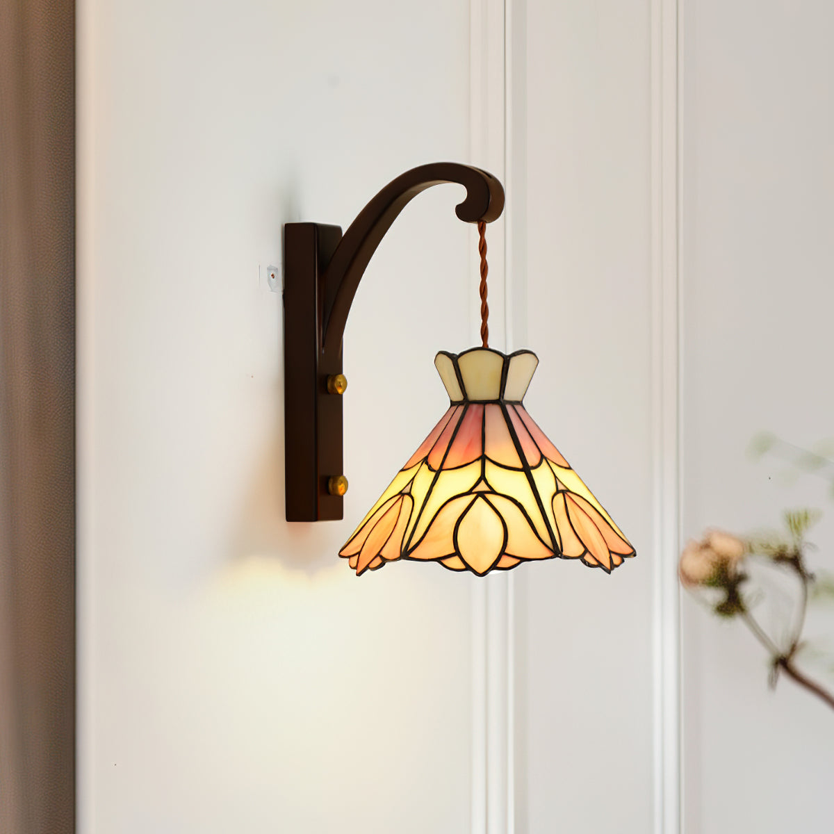 Wall Lamp Wood Body Tiffany Glass Shade Pink Floral Vintage Art-Neutral Decor
