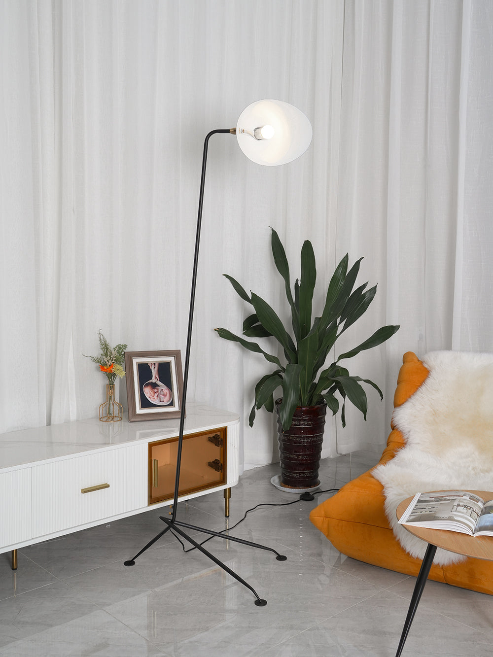 Nellie Lampadaire Minimaliste