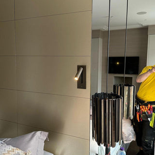 Aneko Applique Commuté LED Élégant Réglable-Luire