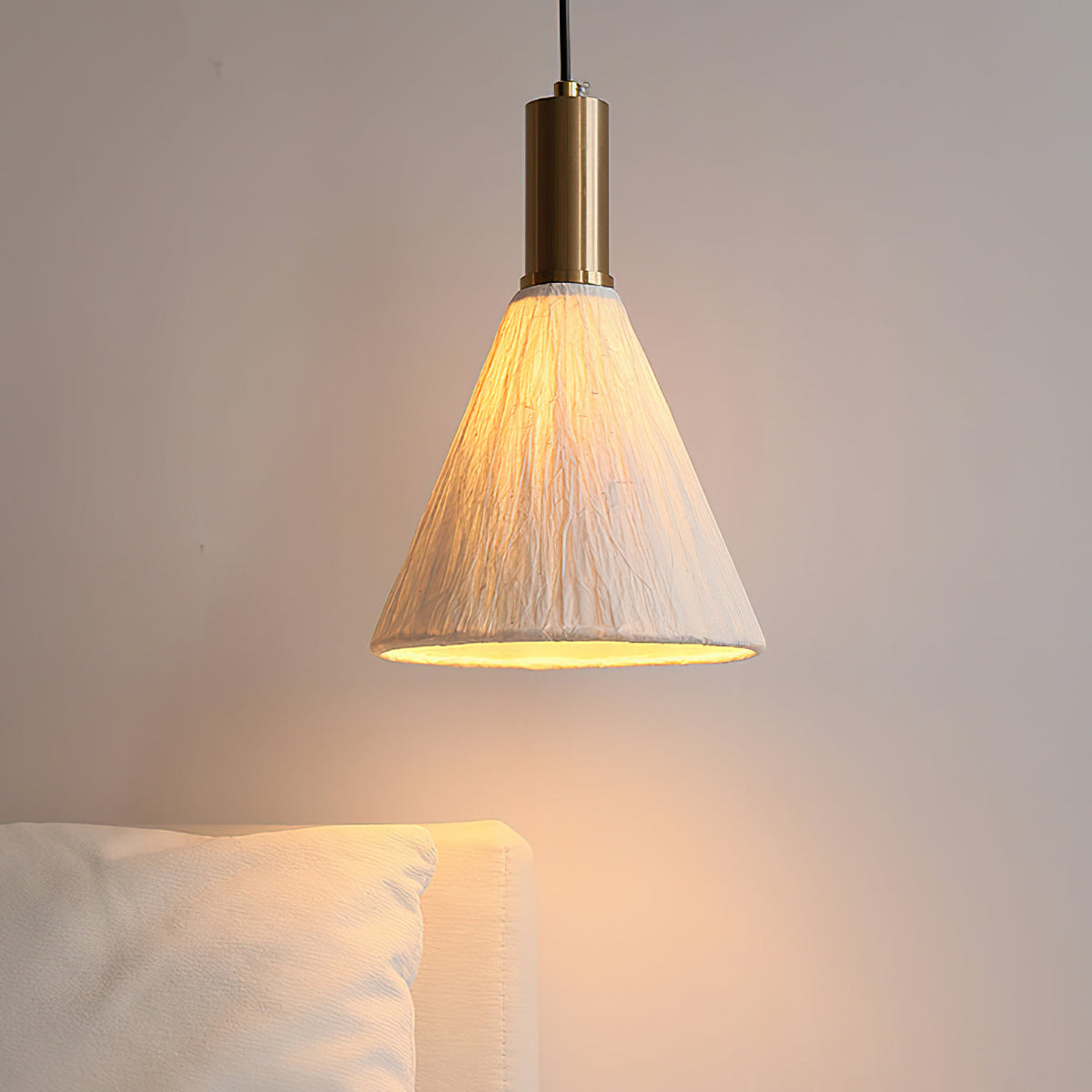 Dimensional drawing of the larger Siya Pendant Light, Model B.