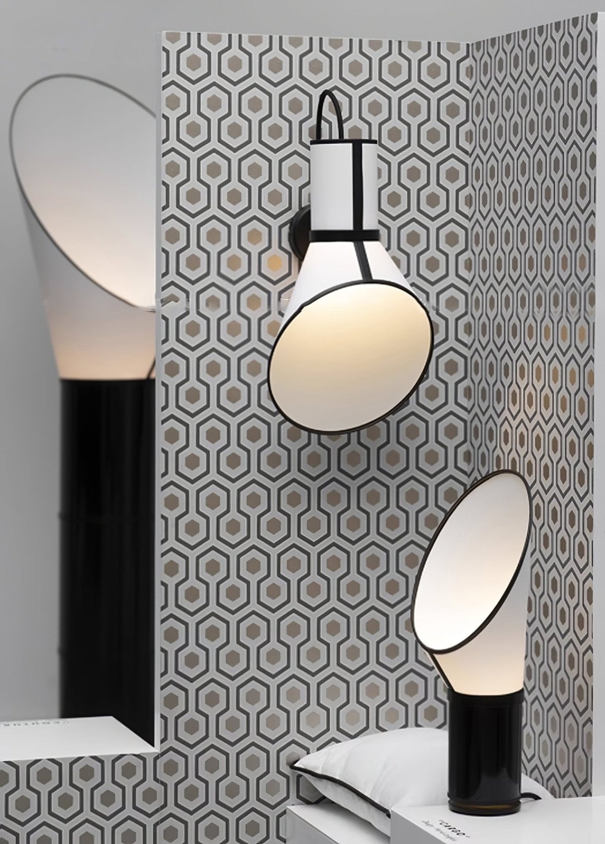 Sketch Line Wall Sconce-Neutral Decor