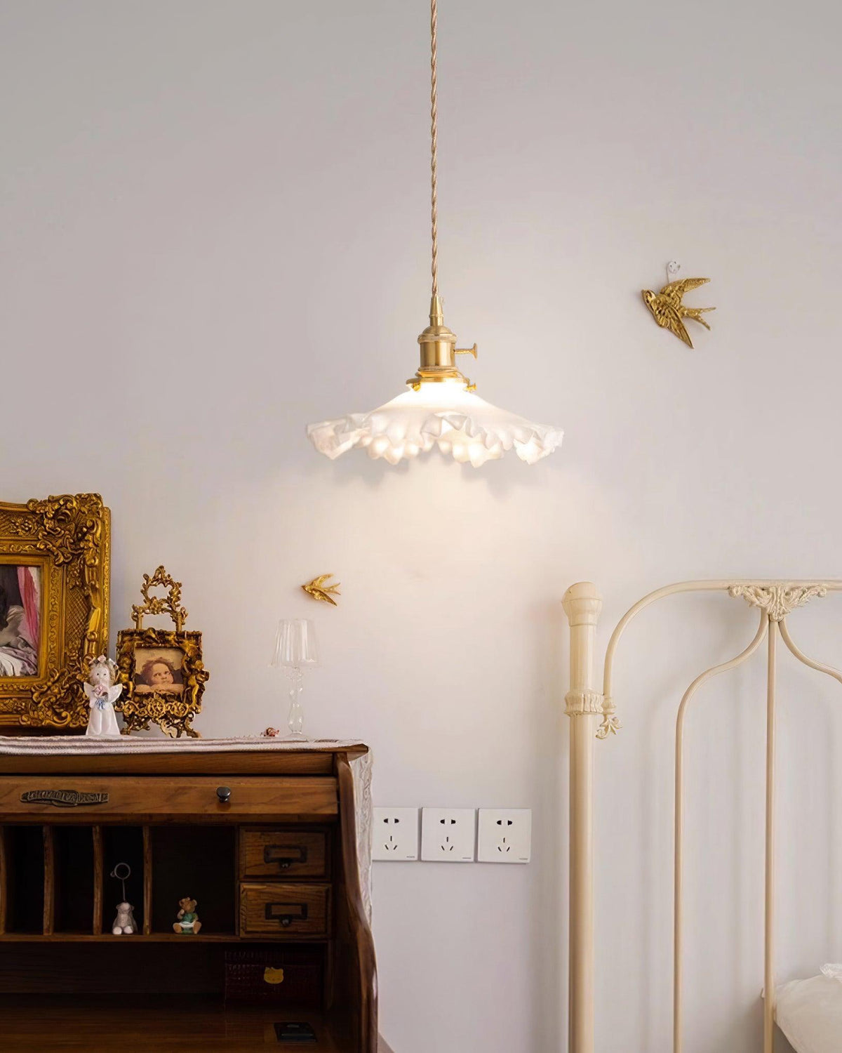 Pendant Lamp Glass Ruffle Shade Brass Warm Glow-Neutral Decor